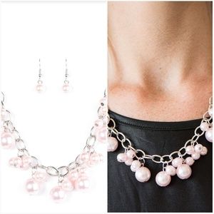 paparazzi Jewelry - CELEBRITY TREATMENT PINK NECKLACE/EARRING SET paparazzi Jewelry - CELEBRITY TREATMENT PINK NECKLACE/EARRING SET
